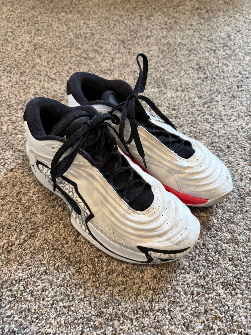 Nike Air Jordan Luka 3 Motorsport White and Black Athletic Sneakers Size 10 Fair